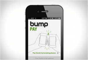 Placení pomocí Bump Pay – ťuknutím telefonu o sebe.